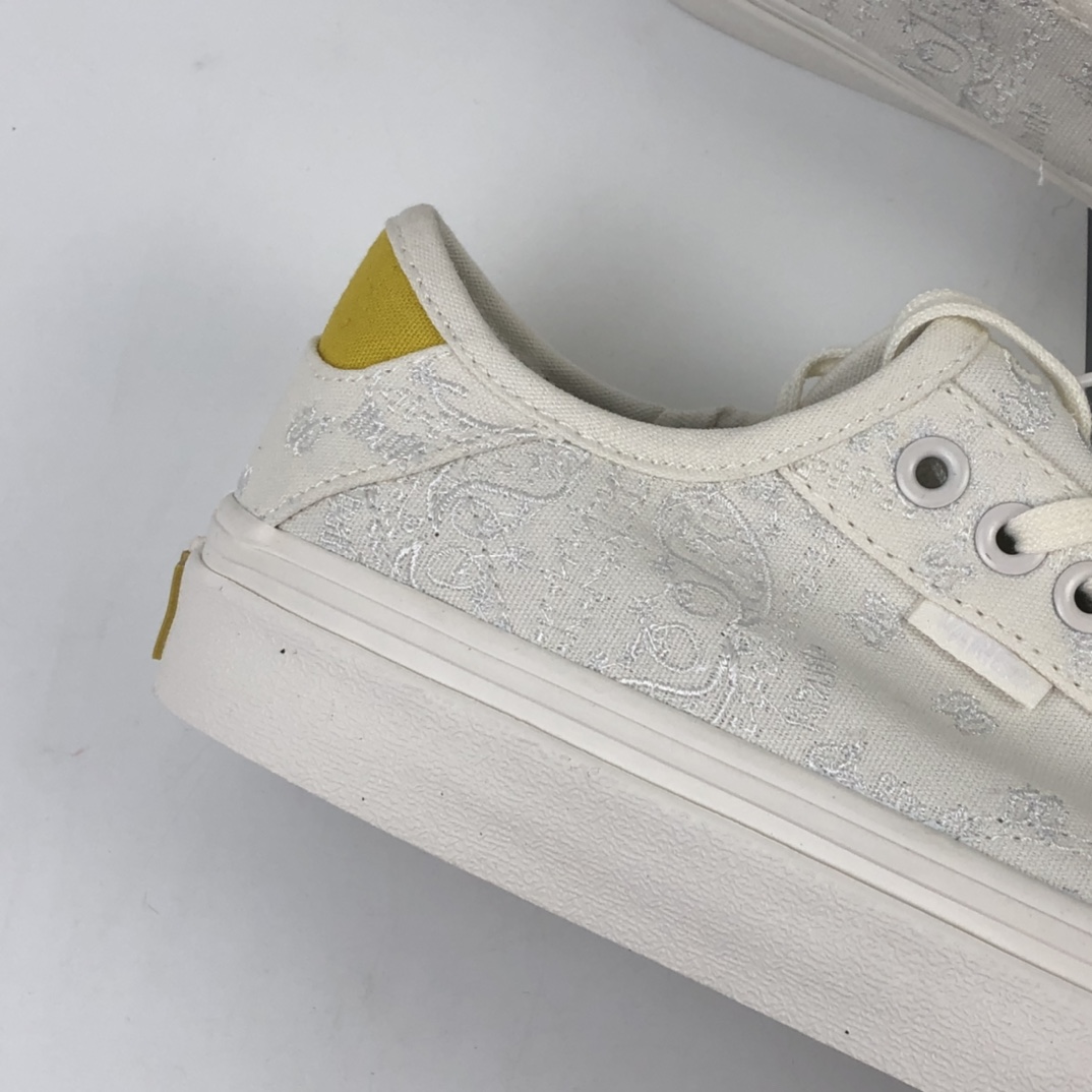 180 Rhude x Vans Acer Ni Sp 白色腰果花低帮板鞋 VN0A3TKD2F6