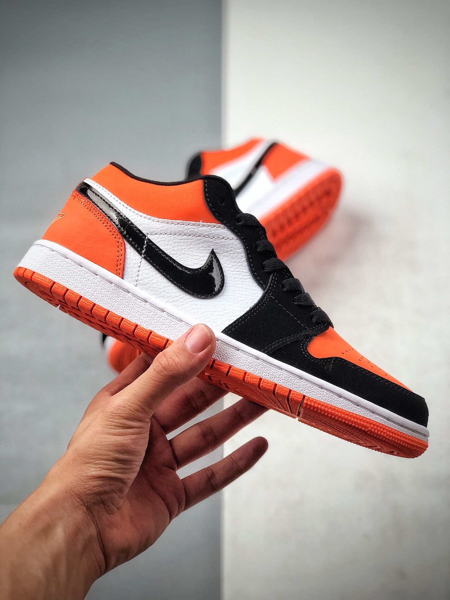 200 Nike Air Jordan 1 Low低帮 AJ1乔丹1代 553558-12