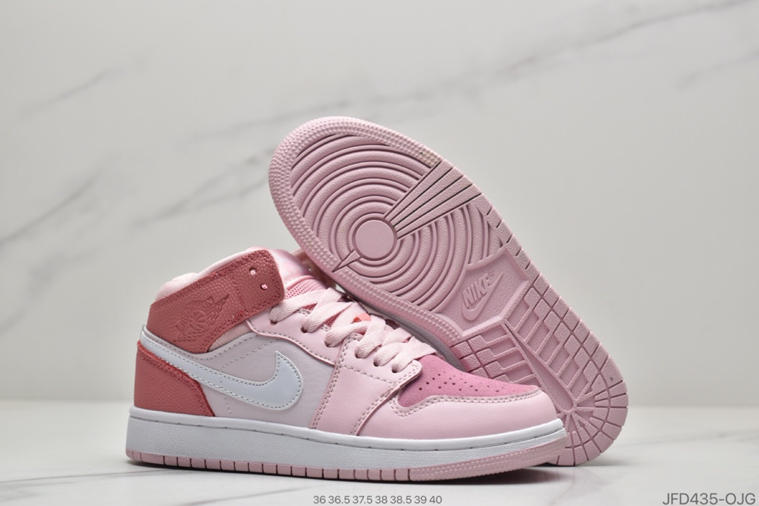 170 公司级Air Jordan 1 Mid  帮中篮球鞋555112-102