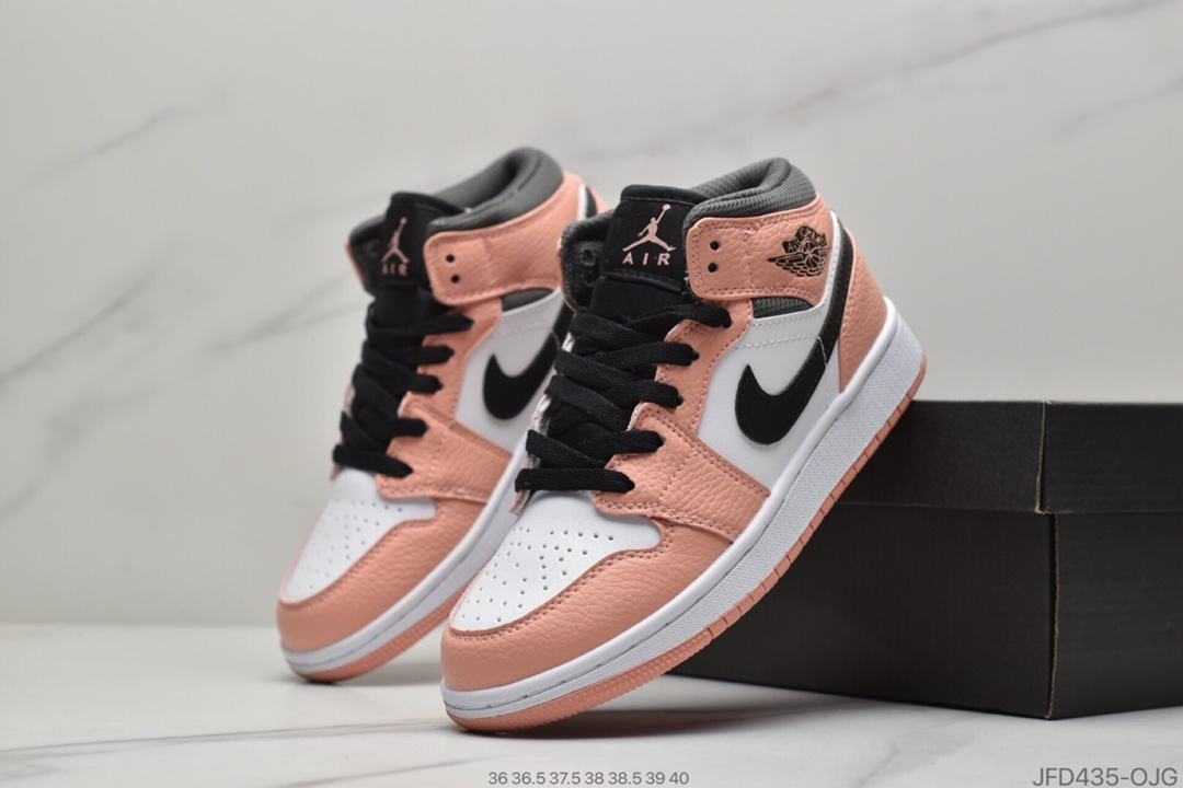 170 公司级Air Jordan 1 Mid  帮中篮球鞋555112-102