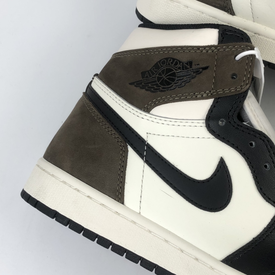 300 Nike Wmns Jordan 1 High OG “Dark Mocha” 黑摩卡AJ1乔丹一代高帮经典复古文化休闲运动篮球鞋 555088-105