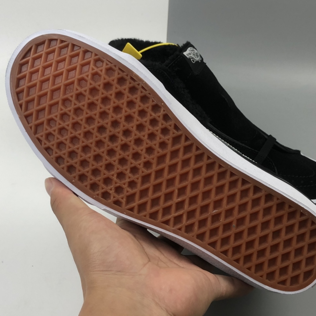 180 加绒款  Vans Sk8-Hi 万斯麂皮高帮休闲板鞋 VN000TS9HPX