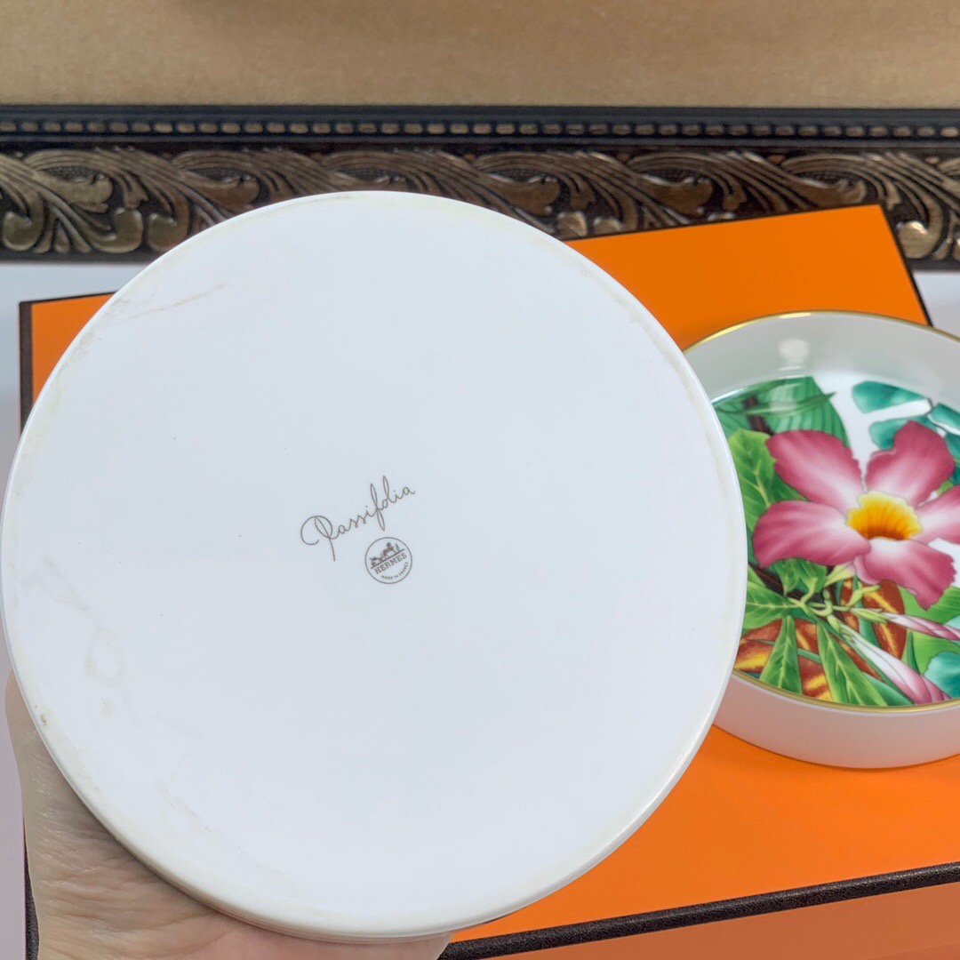爱马仕 Hermès 高定典藏名品高定成衣时装外套连衣裙衬衫T恤 #A4F7C727 7