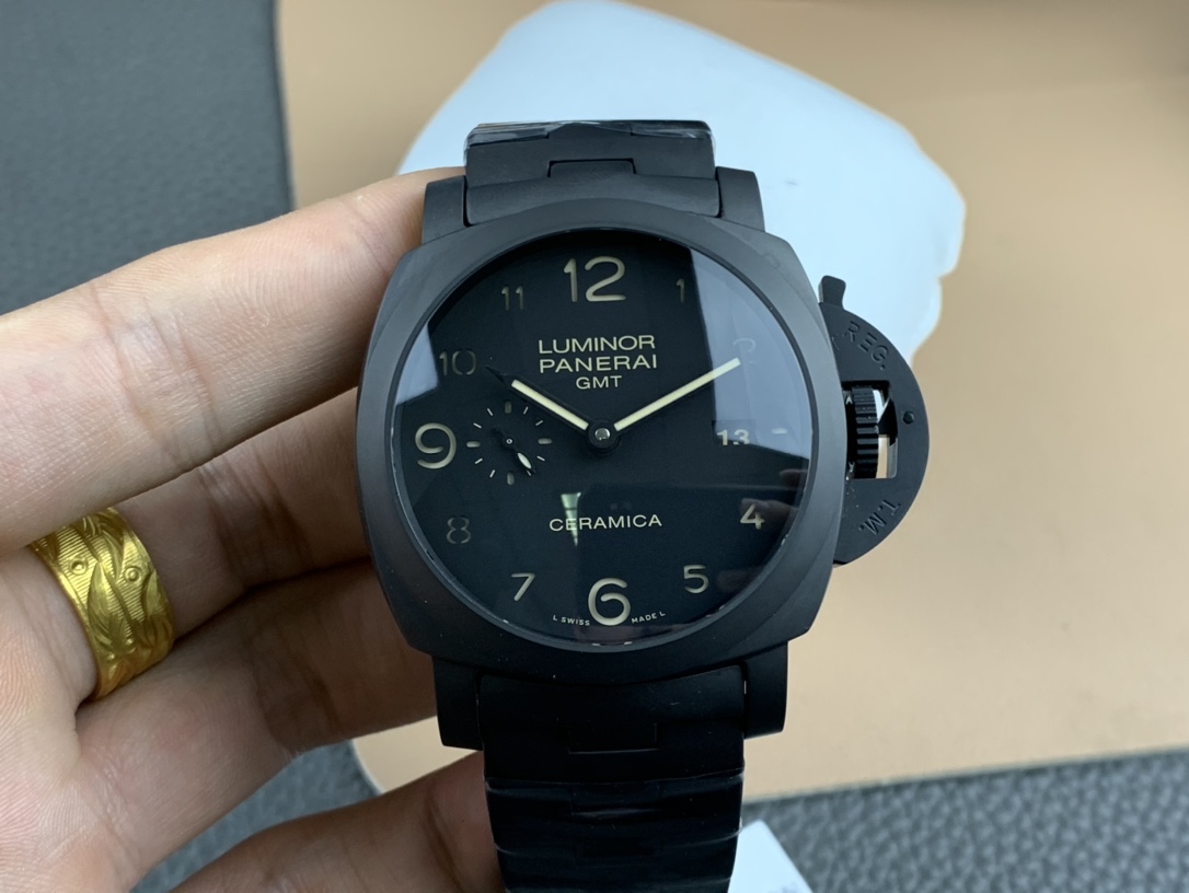 Panerai Ceramic VS