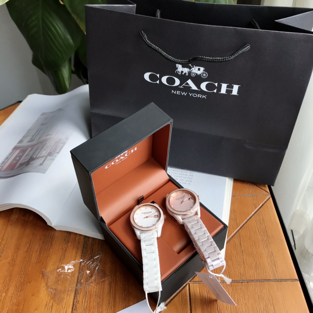 Часы Coach