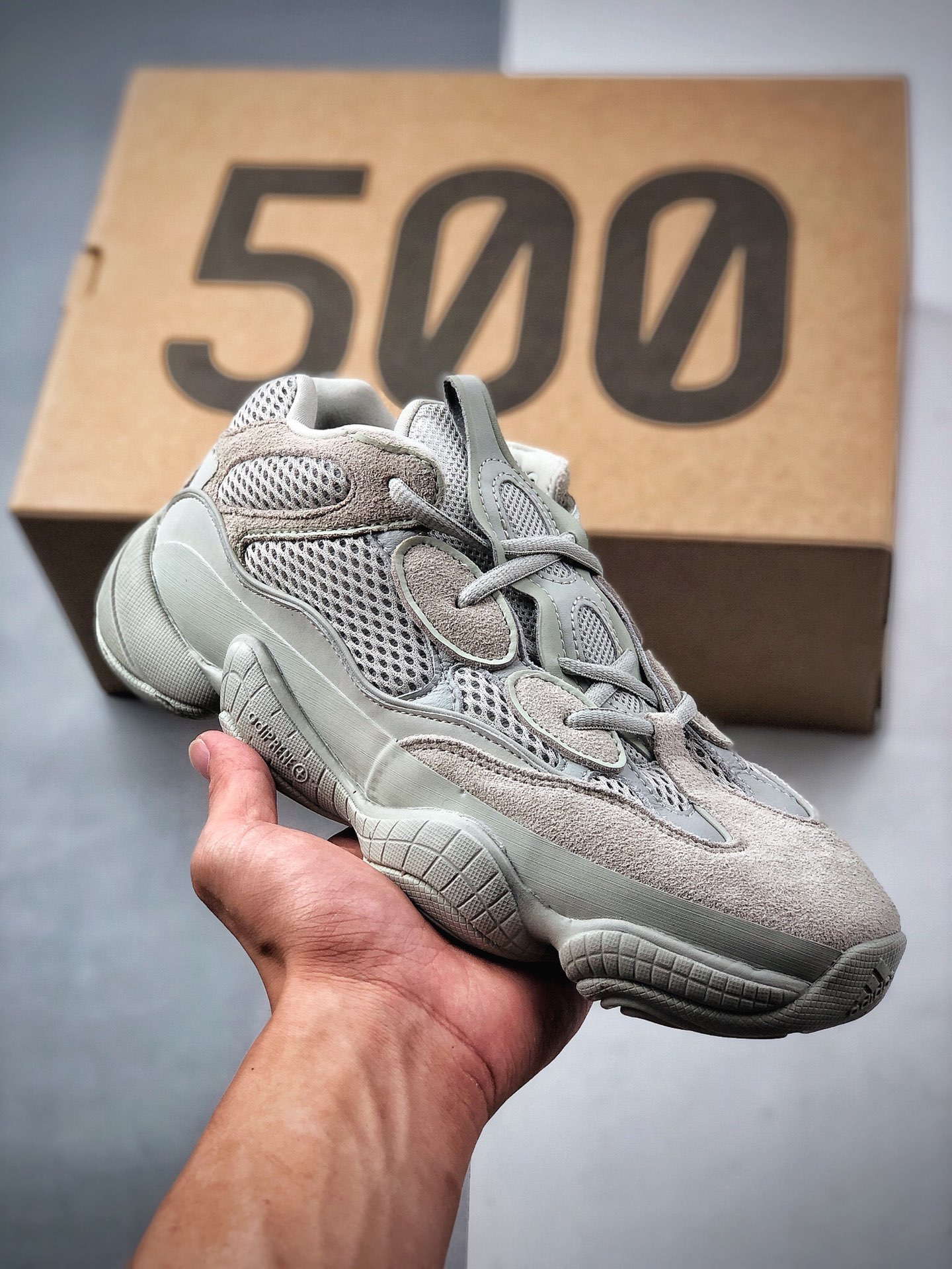 Adidas 阿迪达斯 Yeezy 500 货号：EE7287 尺码：36 36.5 37 38 38.5 39 40 40.5 41 42 42.5 43 44 44.5 45 46