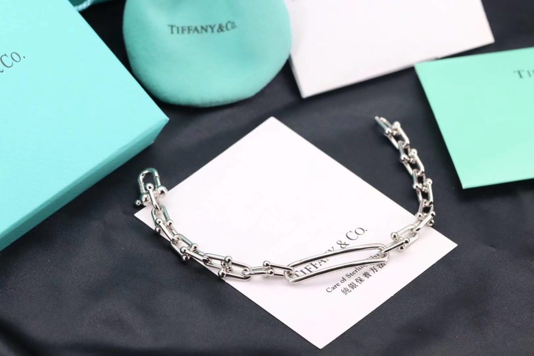 Tiffany & Co. Tiffany&Co. hardwear 回行竹节搭扣手链