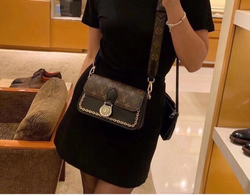 NO:396239,45559 upper body picture, LV [original skin], louis vuitton1986090945559上身图,LV【原厂皮】,louis vuitton,Bag
