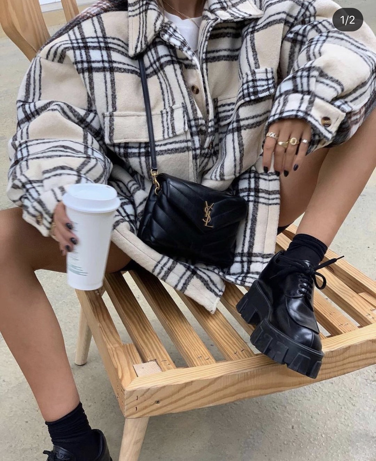 YSL LouLou 20CM 迷你斜挎包 467072黑色/金扣