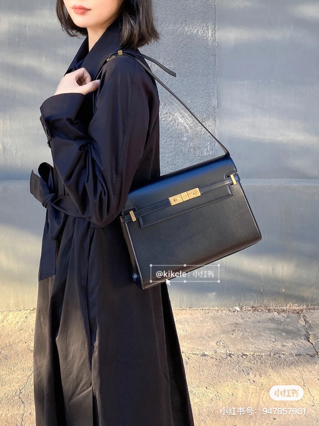 Ysl 𝑴𝒂𝒏𝒉𝒂𝒕𝒕𝒂𝒏 29CM曼哈顿法棍包 579271黑色牙签纹金扣