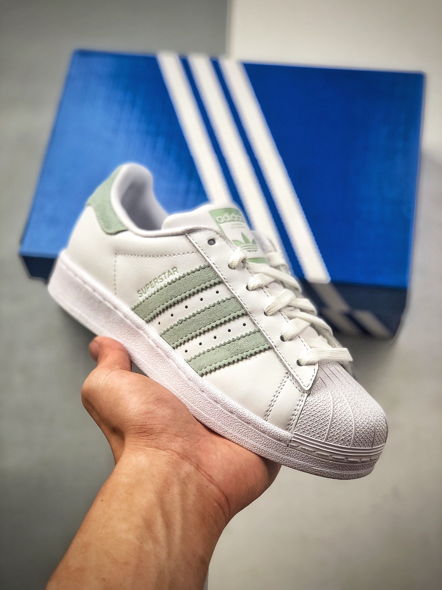 Adidas / Adidas, zapatillas de skate con puntera de concha de trébol, número de artículo: EF7401, Tallas: 36 36.5 37 38…