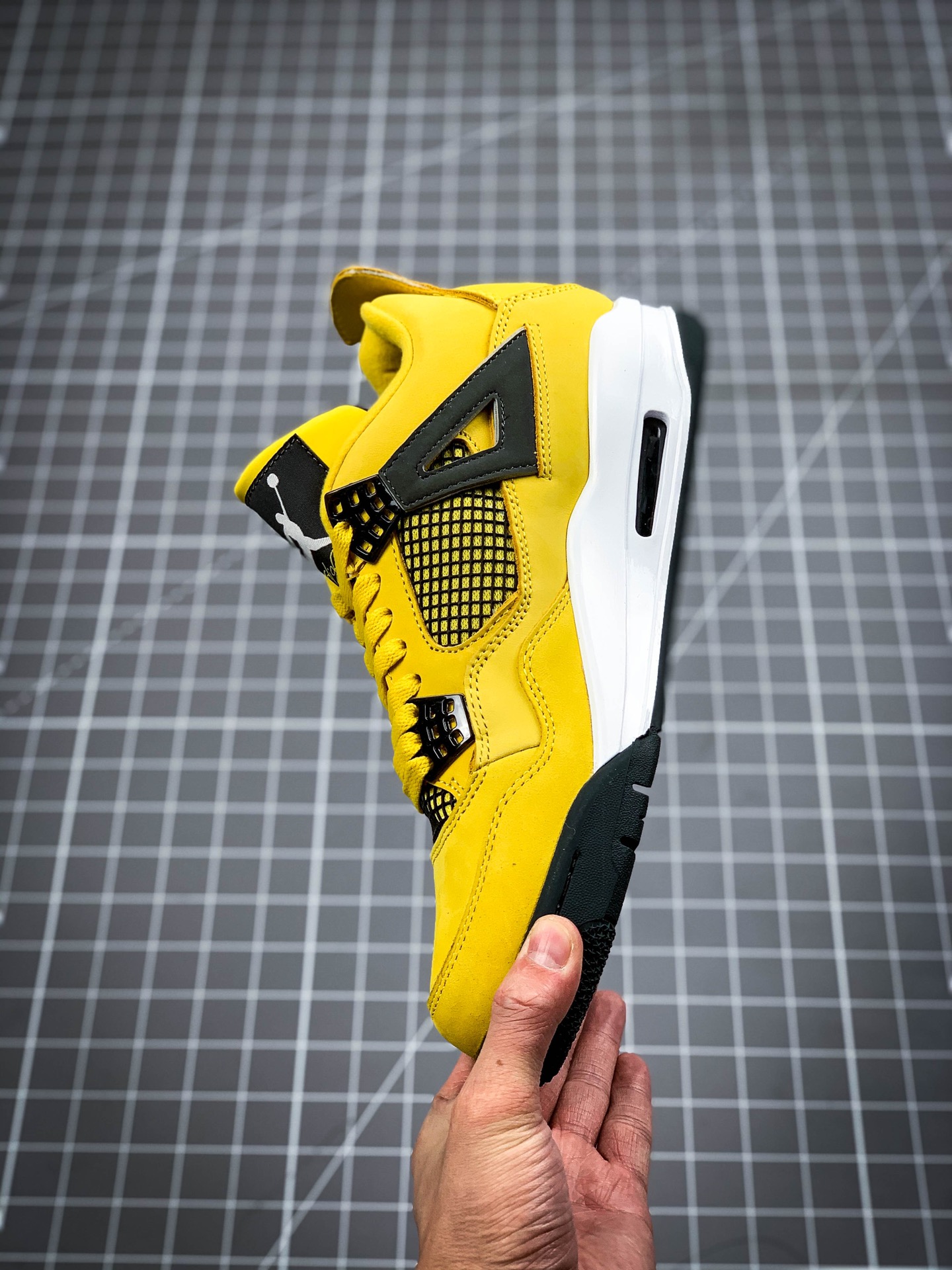 550 纯原AJ4 电母 Air Jordan 4 “Lightning”  314254-702