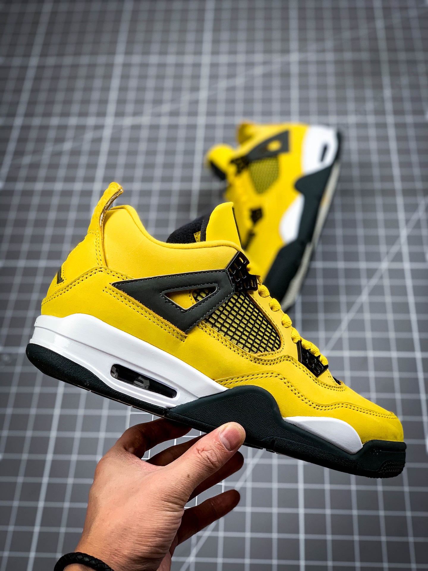 550 纯原AJ4 电母 Air Jordan 4 “Lightning”  314254-702