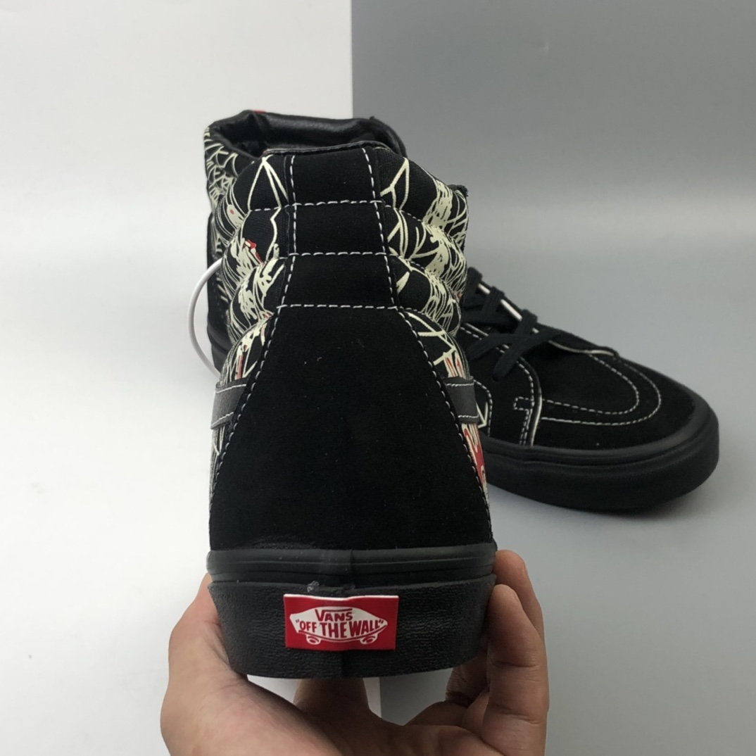 160 Vans Sk8-Hi 经典暗黑蜘蛛网安纳海姆高帮休闲硫化板鞋 VN0A38GF1JJ