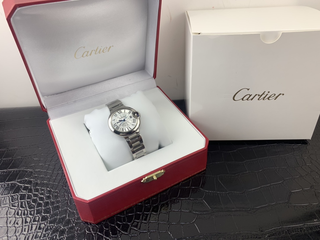 Cartier 皇家 卡地亚蓝气球系列33尺寸女表