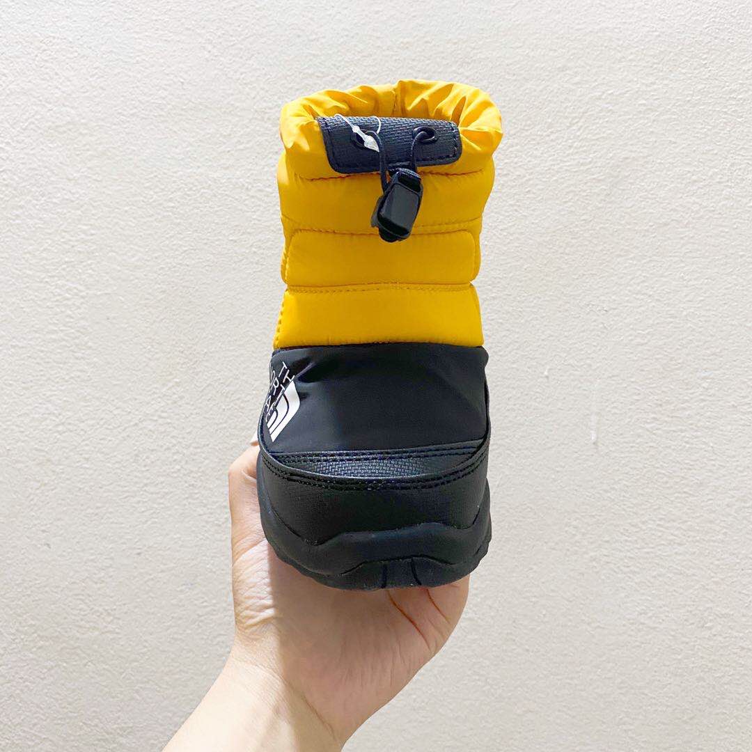 图片[2]-北面高帮儿童雪地靴 尺码：24-39码 让宝贝的脚丫穿上羽绒服，超级暖和宝贝再也不怕冷到脚了❤️防滑耐磨大底✔️内里高帮加绒加厚，保暖舒适❄️-选品中心