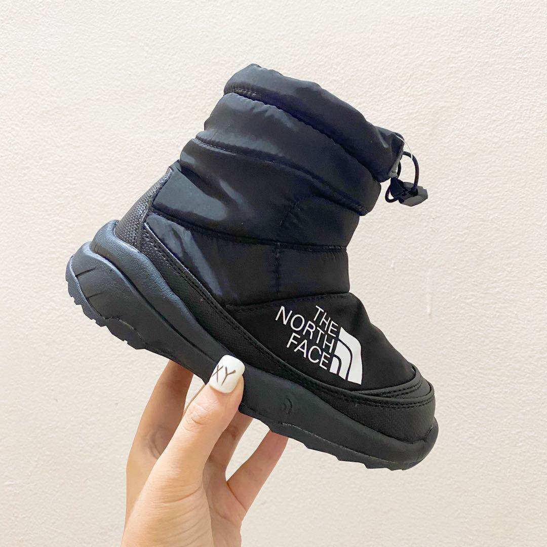 北面高帮儿童雪地靴 尺码：24-39码 让宝贝的脚丫穿上羽绒服，超级暖和宝贝再也不怕冷到脚了❤️防滑耐磨大底✔️内里高帮加绒加厚，保暖舒适❄️-选品中心