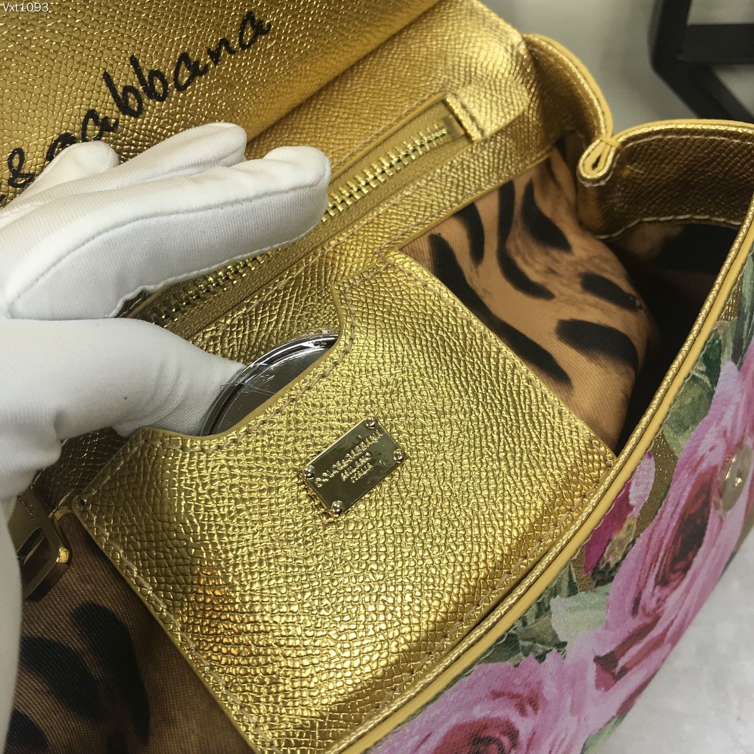 Dolce&Gabbana杜嘉班纳明星同款斜挎包可斜挎配镜子海外代购专用品有范有气场全新包型任何搭配都可