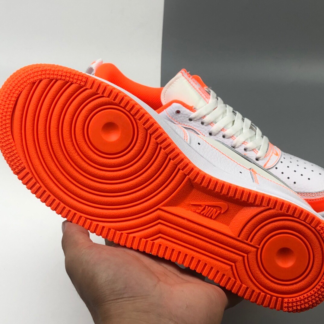 200 Nike Air Force 1 Premium “Mirinda Orange”空军一号典经板鞋“美年达”CV3039-103