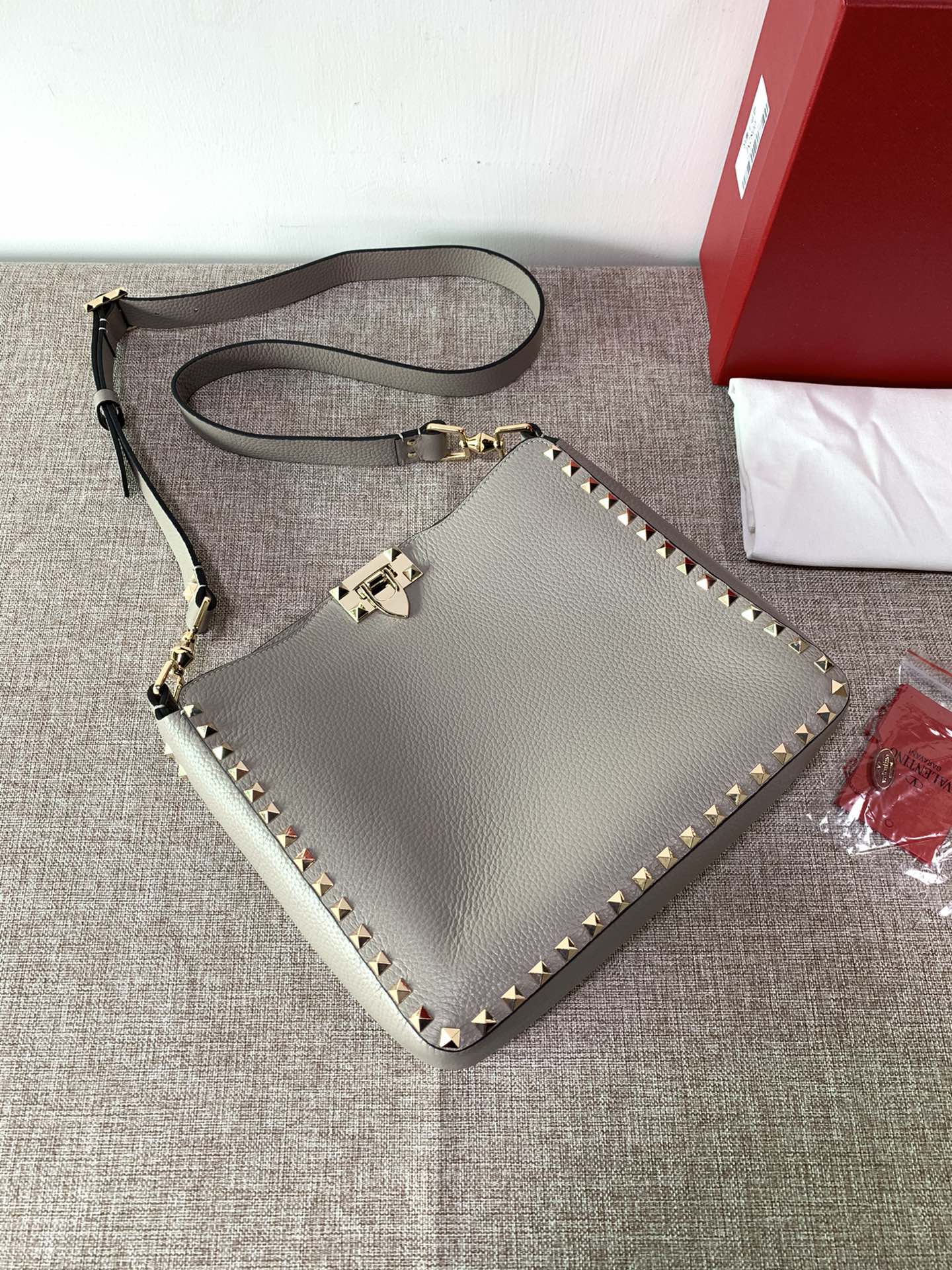 [Valentino Women