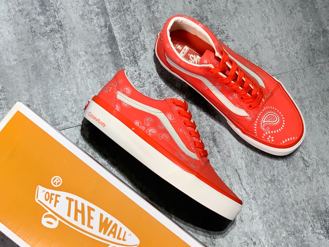 150 韩国限定款  Casestudy x Vans Vault 腰果花