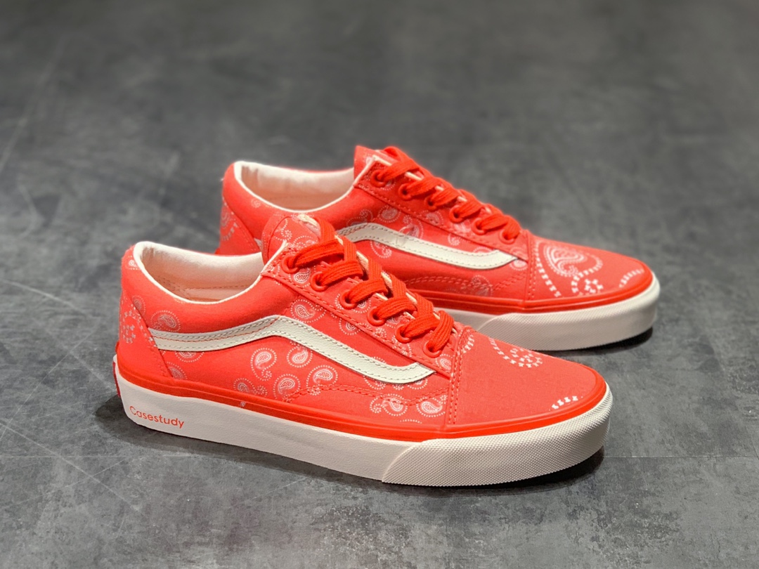 150 韩国限定款  Casestudy x Vans Vault 腰果花