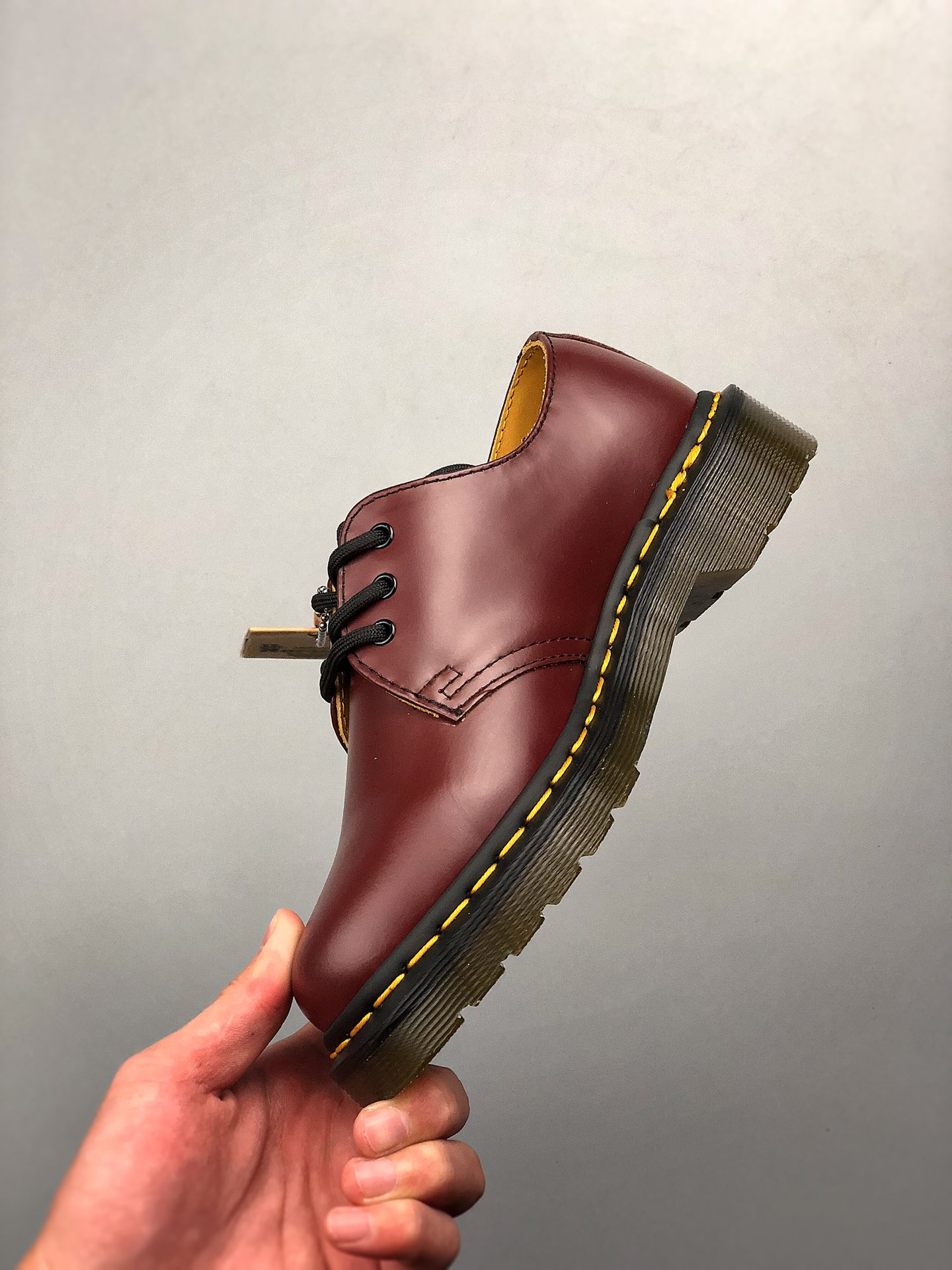 Autumn and winter Internet celebrity classic British style online Dr.martens Martin boots 1461 low top series