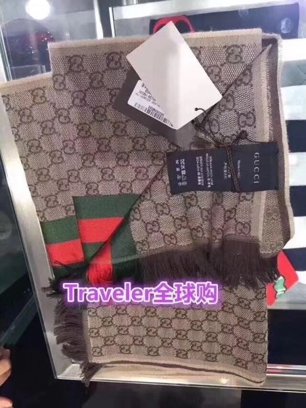 免代购的男款围巾一模一样Gucci重