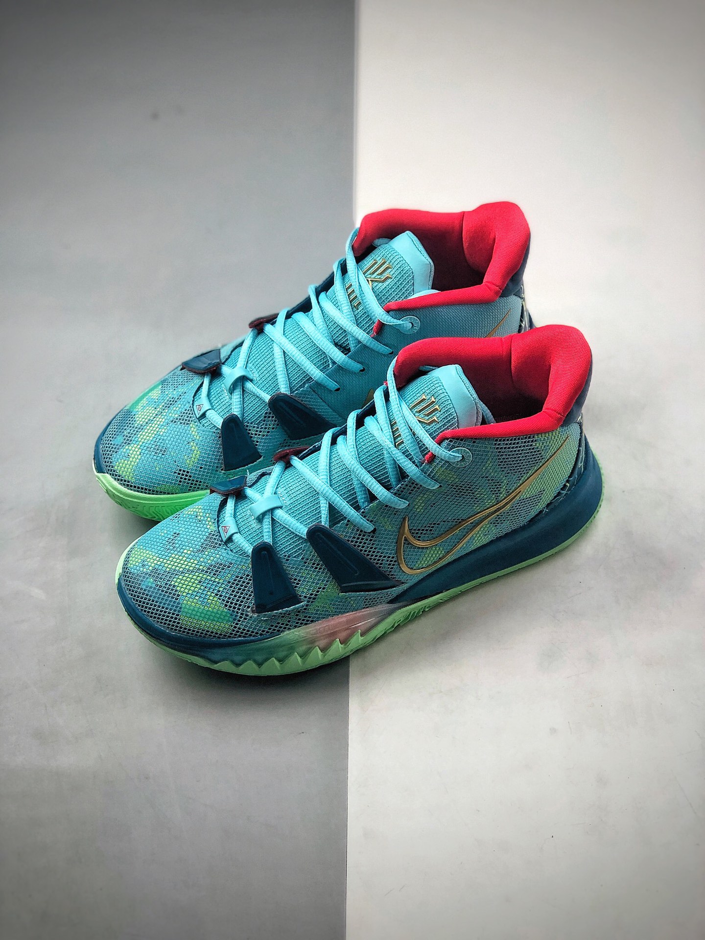 230 欧文全新七代 战靴耐克Nike Kyrie 7 PRE HEAT EP 欧文7代DC0588-400