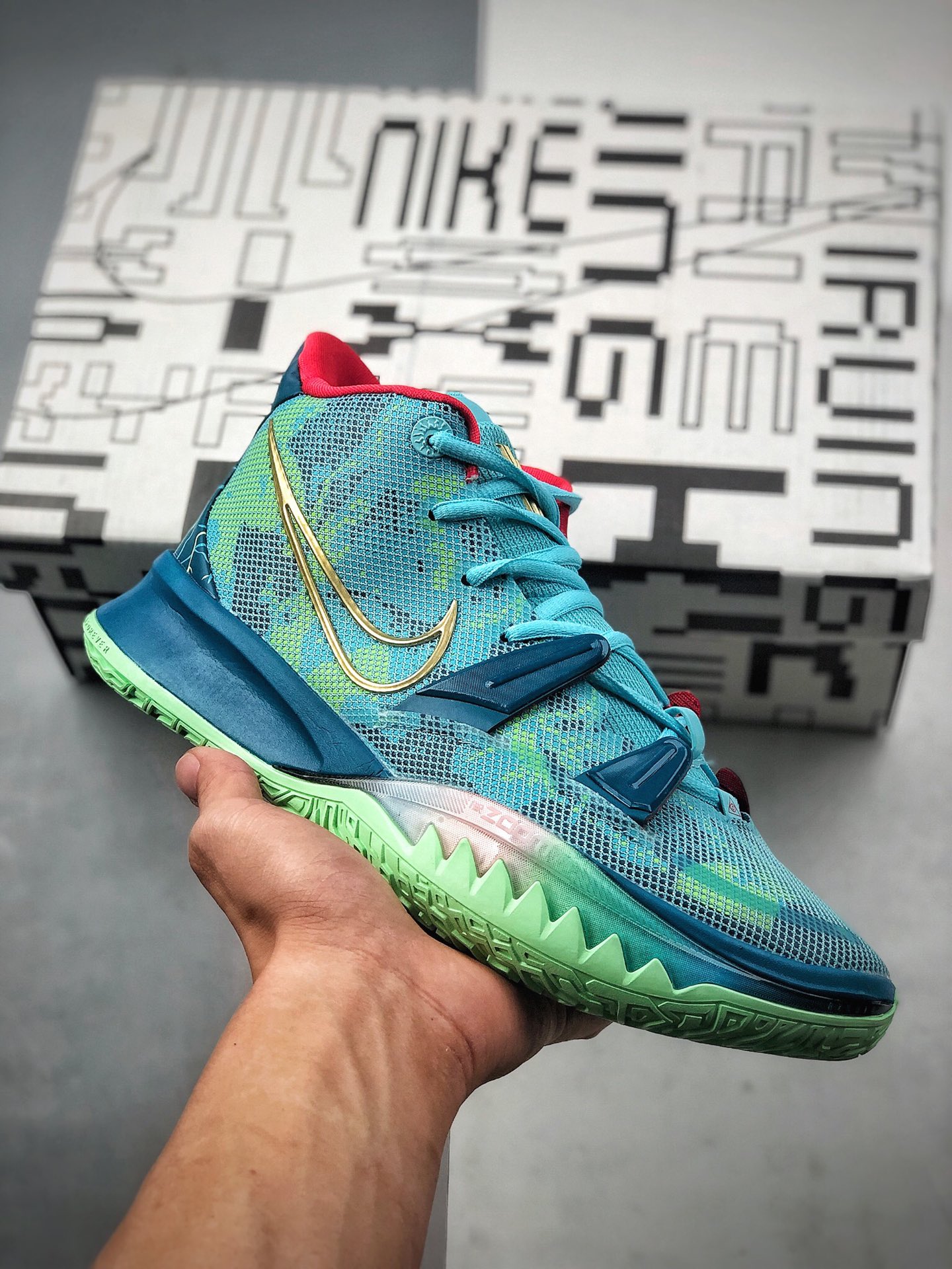 230 欧文全新七代 战靴耐克Nike Kyrie 7 PRE HEAT EP 欧文7代DC0588-400