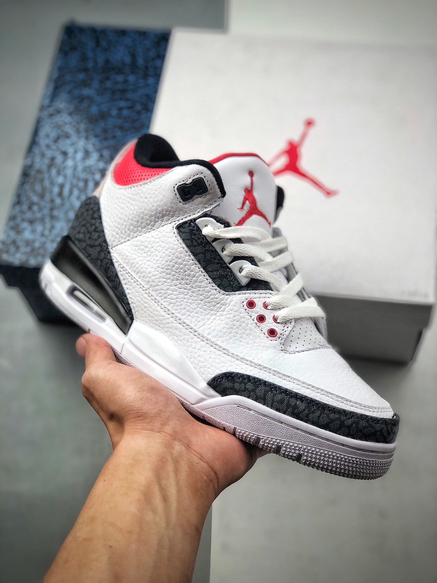 Air Jordan 3 AJ3 denim rojo fuego blanco negro cemento doble logo. Número de producto: CZ6431-100 Tallas: 36-46 (con me…