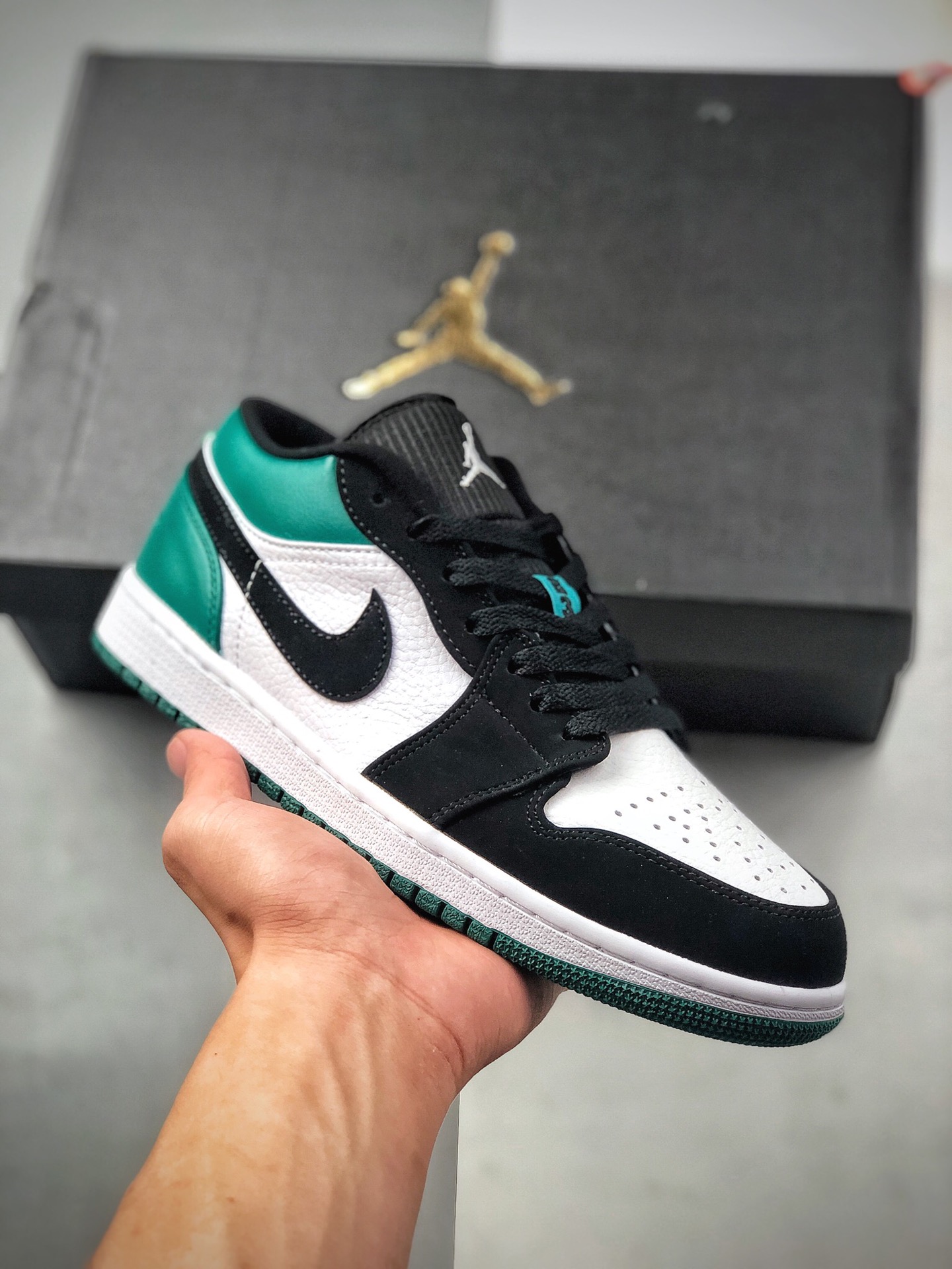 Air Jordan 1 Low AJ1 Low, oficial N.º de producto: 553558-113 Tallas 36 36.5 37.5 38 38.5 39 40 40.5 41 42 42.5 43 44 4…