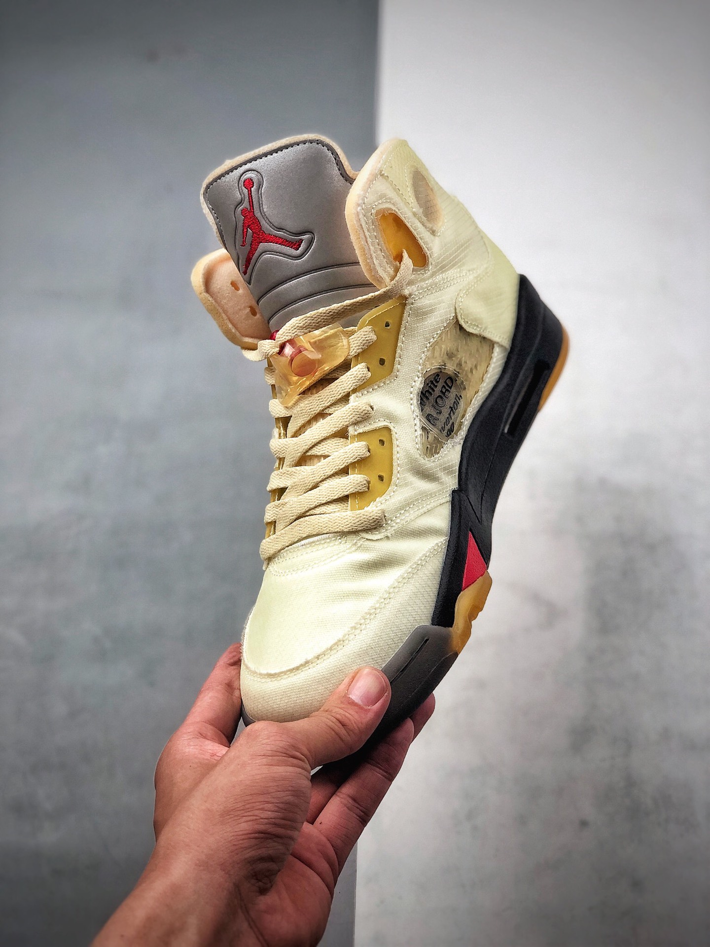 480  纯原Air Jordan 5 x off white 联名款 AJ5 ow 乔丹5代篮球鞋/联名灰黄 DH8565-100