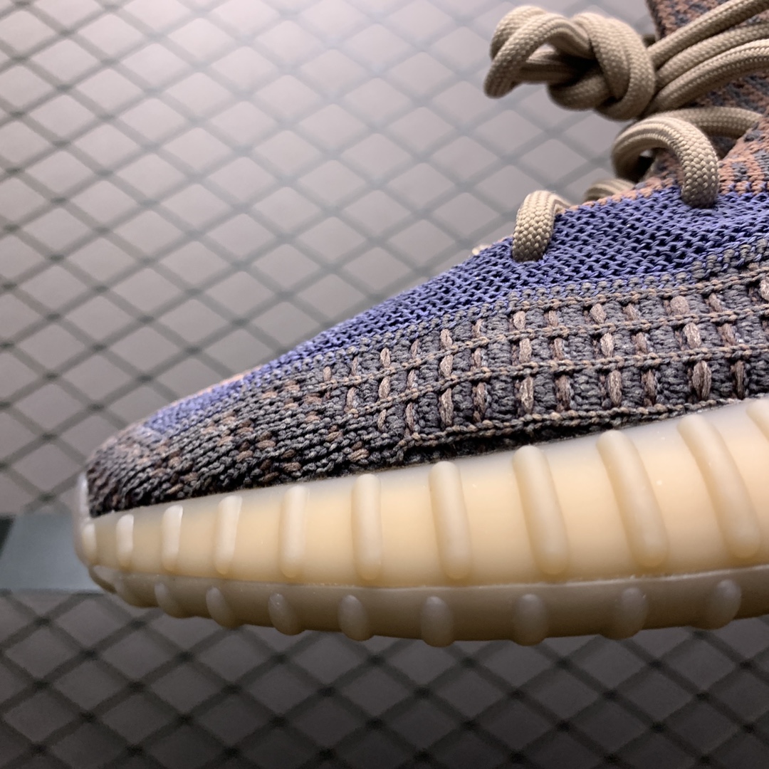 200 AD 阿迪达斯 Yeezy 350V2  侃爷椰子350新配色 H02795