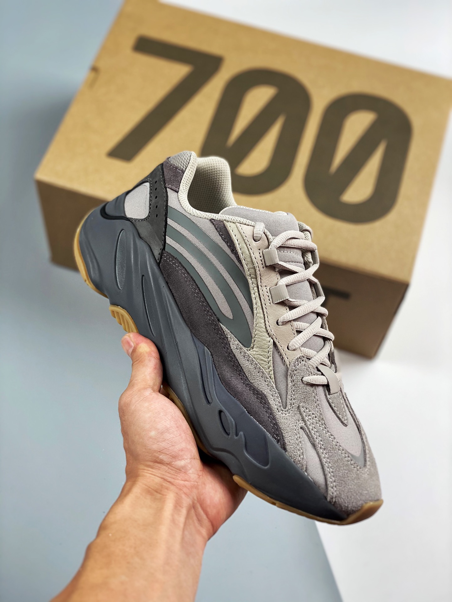 G5 puro original, creando el más alto reconocimiento en toda la red‼️ Yeezy Boost 700V2 Tephra Marrón volcáni…