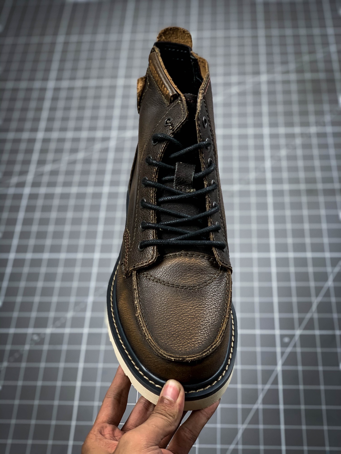 320  CAT FOOTWEAR/  P712950  CAT
