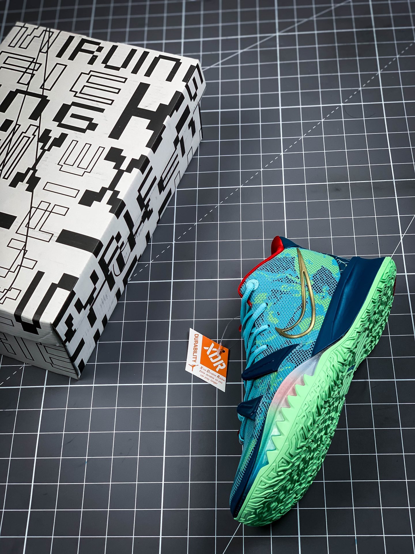 230 耐克Nike Kyrie 7 Pre Heat 欧文7时尚休闲运动篮球鞋搭载Air Zoom Turbo气垫DC0588-002