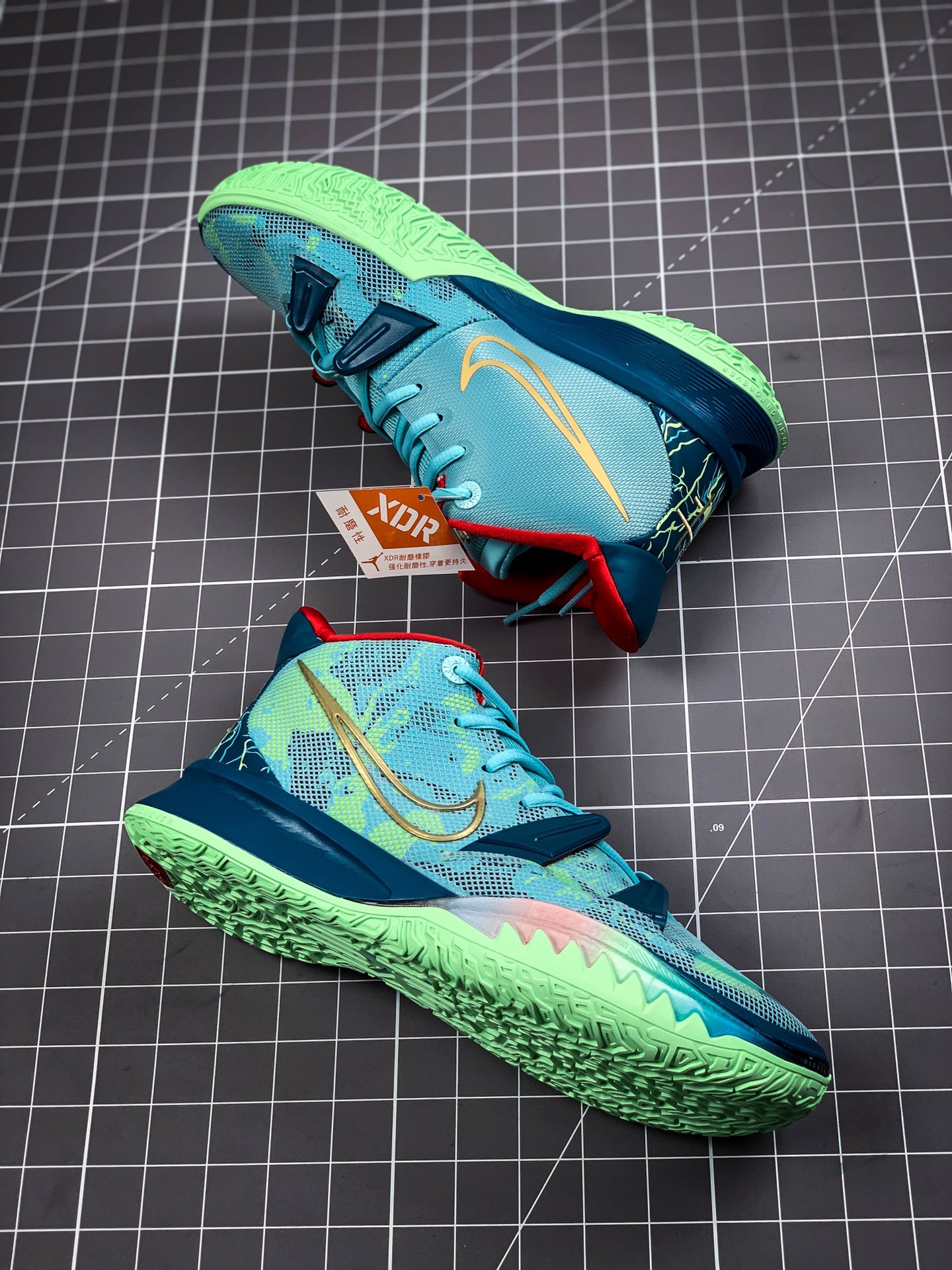 230 耐克Nike Kyrie 7 Pre Heat 欧文7时尚休闲运动篮球鞋搭载Air Zoom Turbo气垫DC0588-002