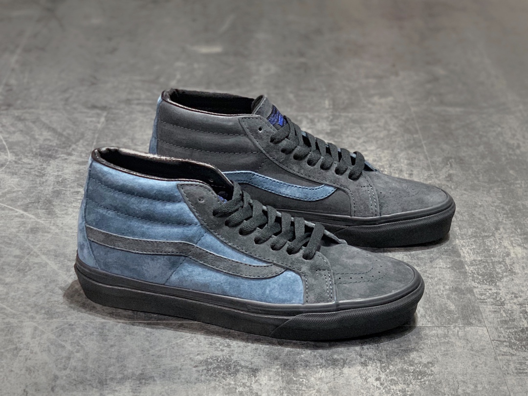 160  余文乐主理品牌Madness联名 Madness x Vans SK8-Mid  余文乐 黑蓝麂皮中帮硫化板鞋