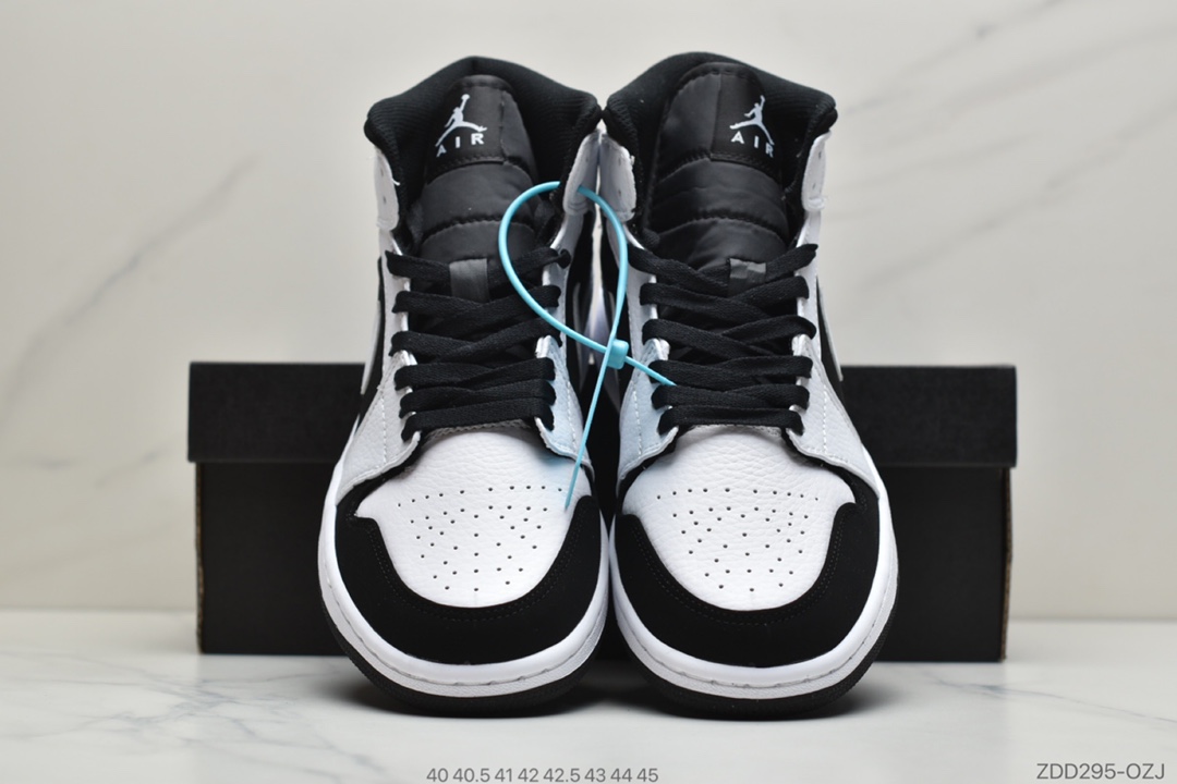 230 乔丹/Air Jordan 1 Mid AJ1 乔1 中帮百搭休闲运动板鞋554724-113