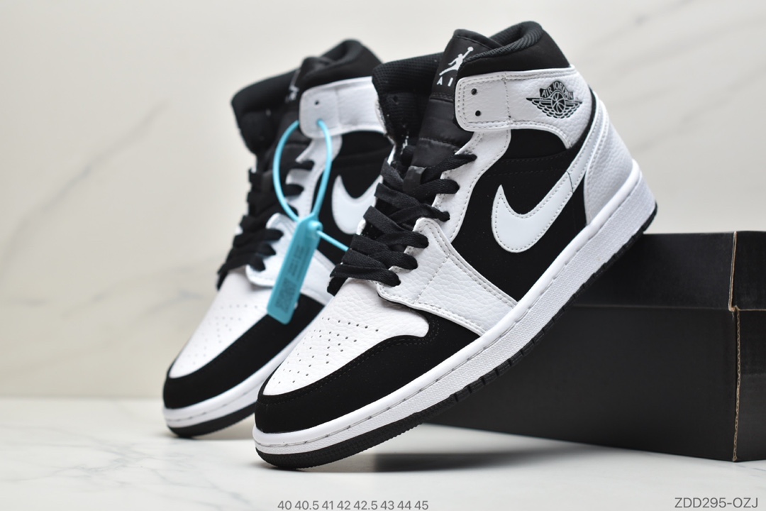 230 乔丹/Air Jordan 1 Mid AJ1 乔1 中帮百搭休闲运动板鞋554724-113