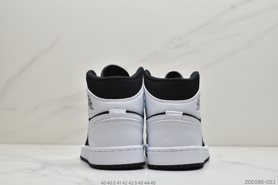 230 乔丹/Air Jordan 1 Mid AJ1 乔1 中帮百搭休闲运动板鞋554724-113
