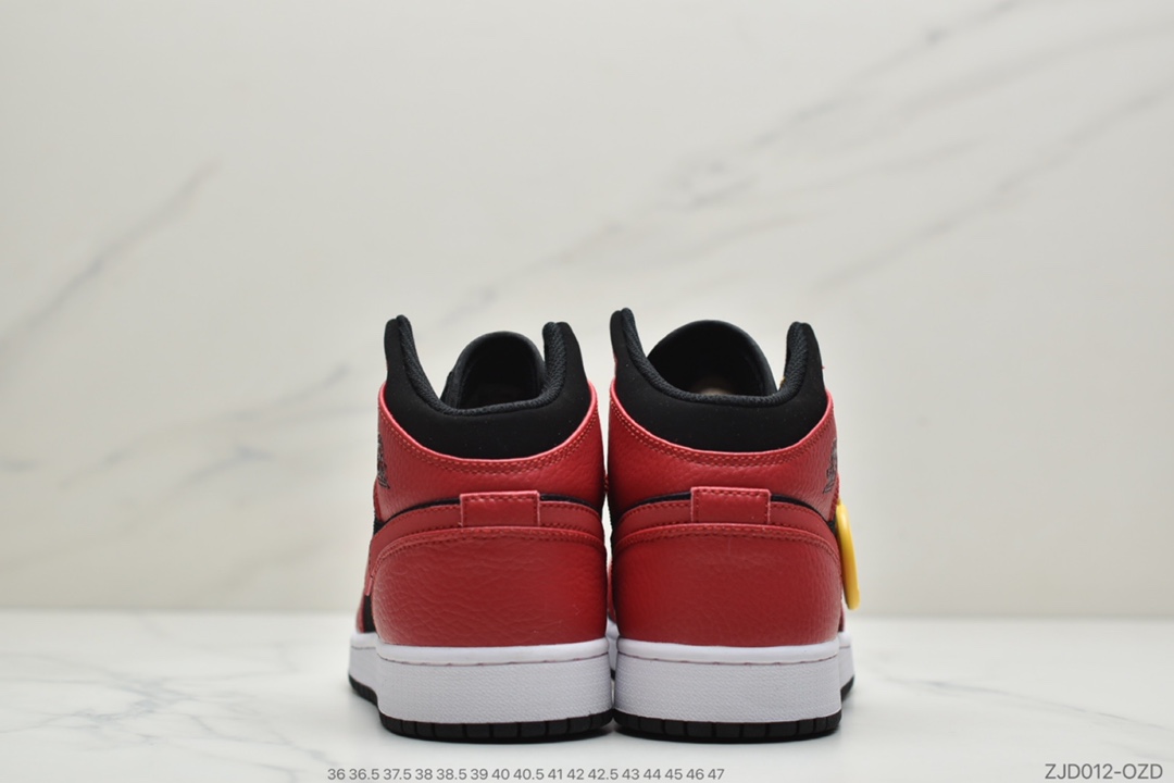 230 公司级乔丹一代AJ1中帮 Air Jordan 1 Mid  黑红小禁穿