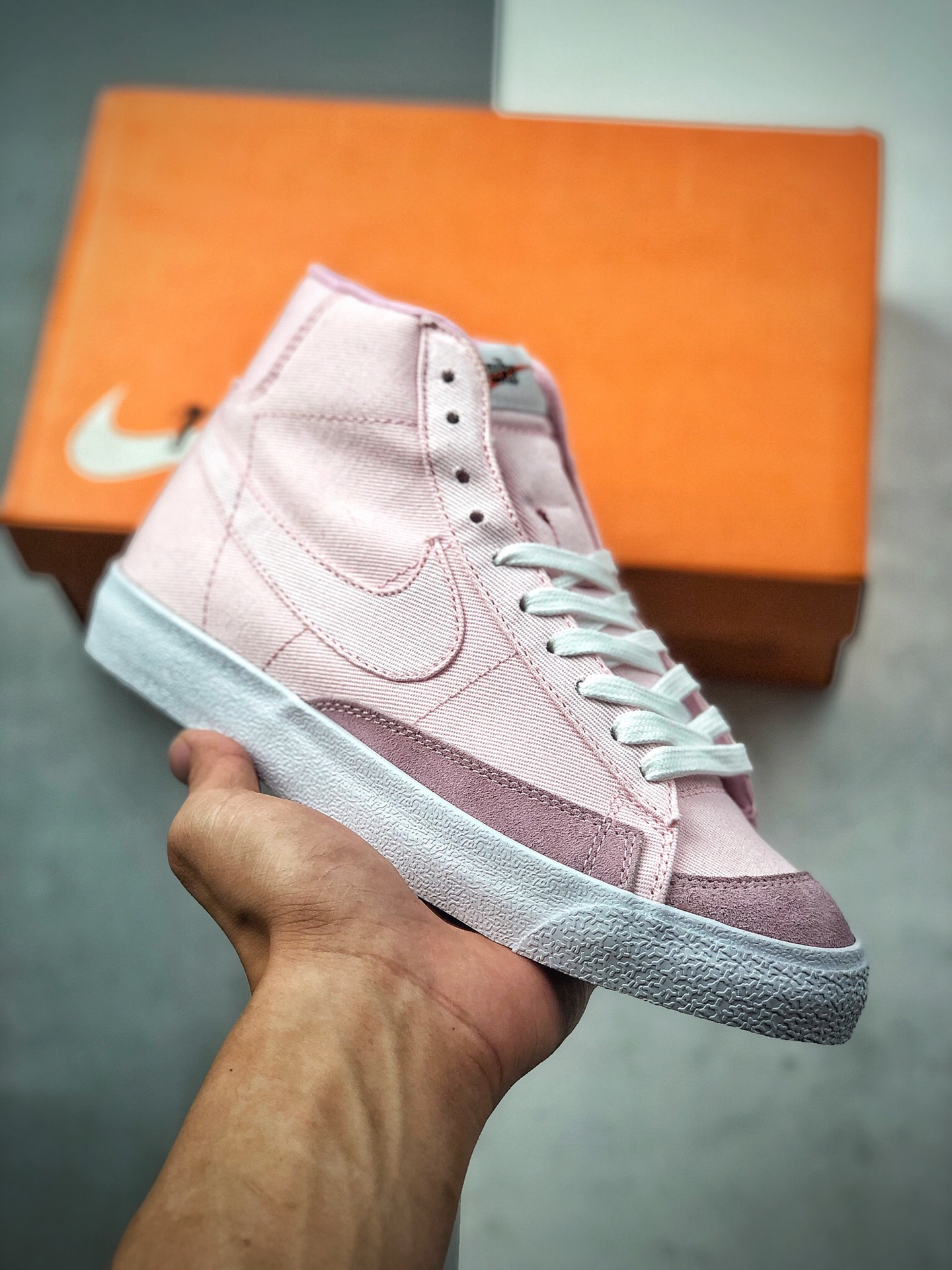 230 NIKE ZOOM BLAZER MID 樱花粉白开拓者高帮 百搭休闲板鞋CD8238-600