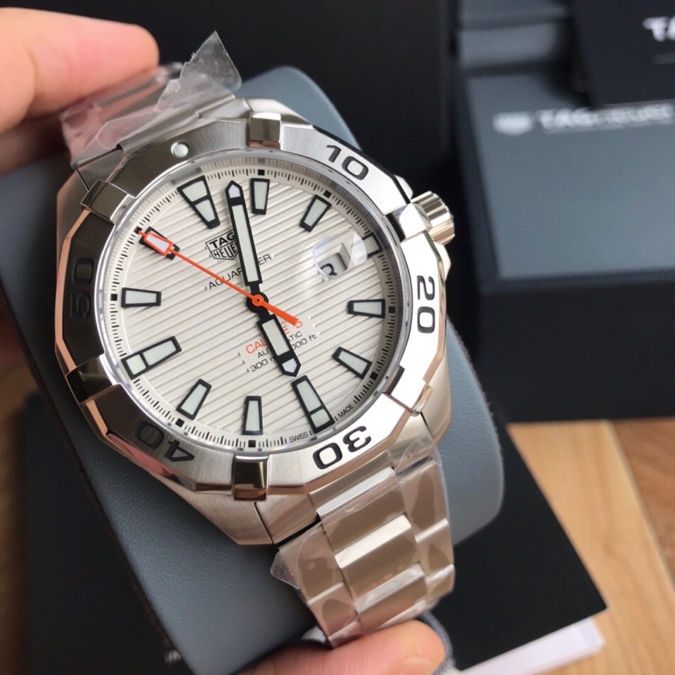 NO:727518,Counter inspection code can be customized. Batch: original box: 50 hard goods, Original Tagheuer, TAG Heuer Aquaracer series mechanical watch, counter 16500. ~43mm diameter, sapphire mirror, super luminous hands, original Swiss movement, support for disassembly and inspection, tough guy style, ultra-difficult stainless steel drawing process cannot be imitated, one watch and one code with hangtag, counter synchronization!  Brand new complete set of [color][color][color],,tag heue19860909可以订做专柜查验码 批:原盒:50 硬货,Original Tagheuer,泰格豪雅竞潜系列机械表,专柜16500. ~43mm表径,蓝宝石镜面,超强夜光指针,原装瑞士机芯,支持拆机验货,硬汉风格,超高难度精钢拉丝工艺无法仿制,一表一码配吊牌,专柜同步！全新全套出[色][色][色],,tag heue,Watch