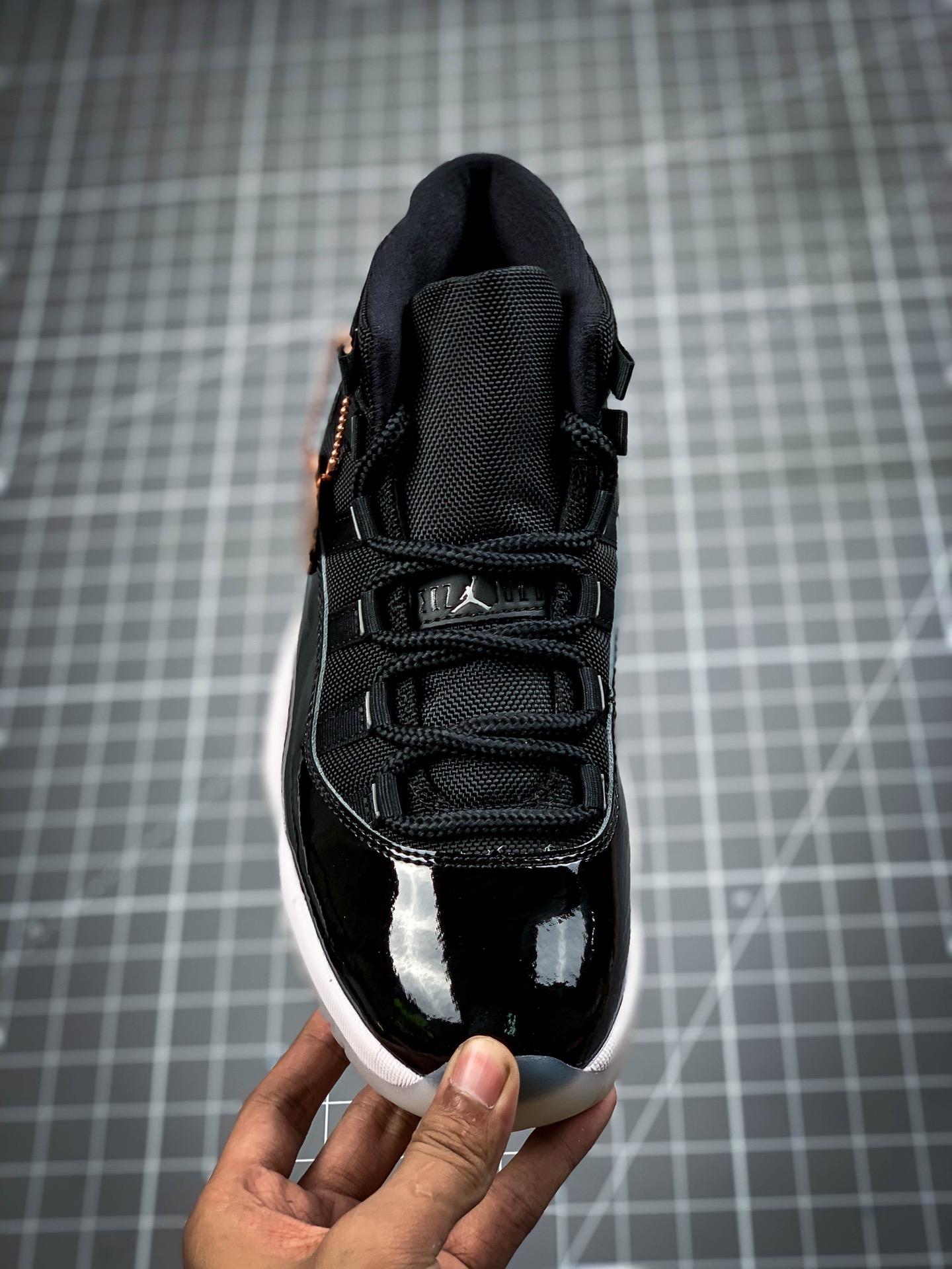 450 Air Jordan 11 ” Silver Eyelets ” AJ11乔11 大魔王2.0 男子文化篮球鞋CT8012-011