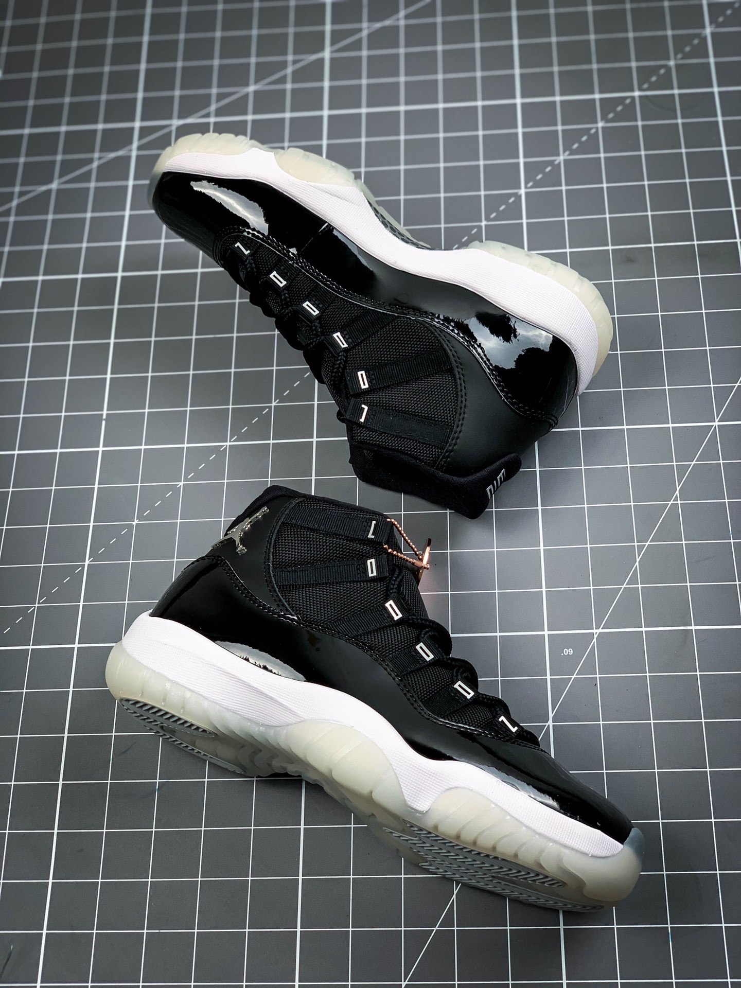 450 Air Jordan 11 ” Silver Eyelets ” AJ11乔11 大魔王2.0 男子文化篮球鞋CT8012-011