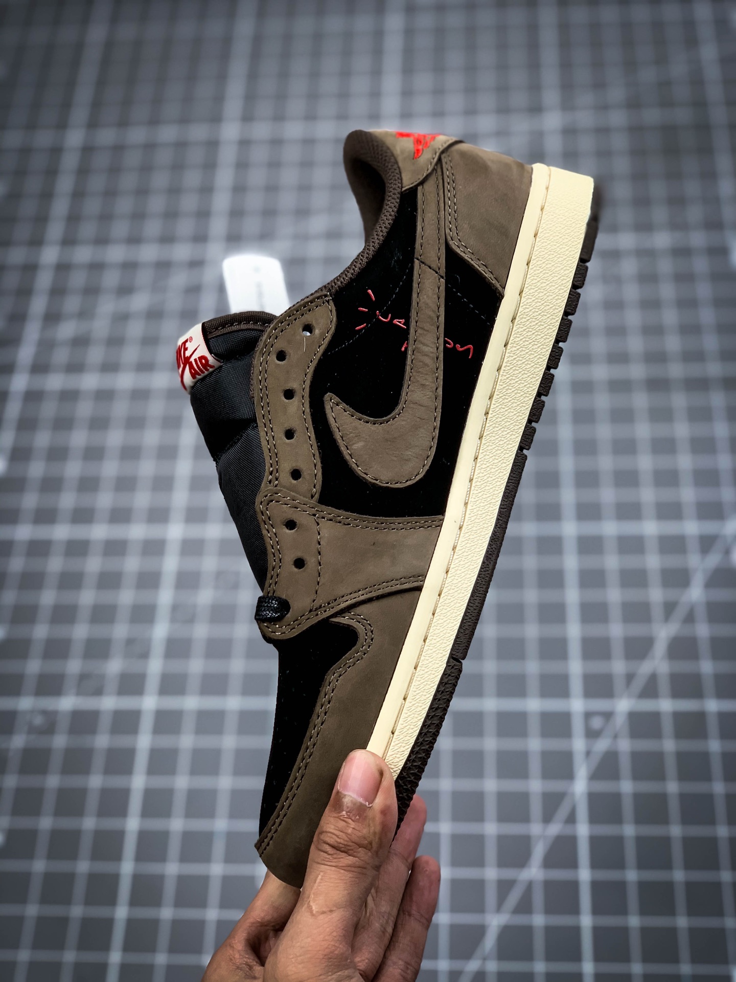 400  纯原版本Travis Scott x Air Jordan 1 Low AJ1乔1低帮倒钩 TS联名款运动休闲板鞋 CQ4277-001