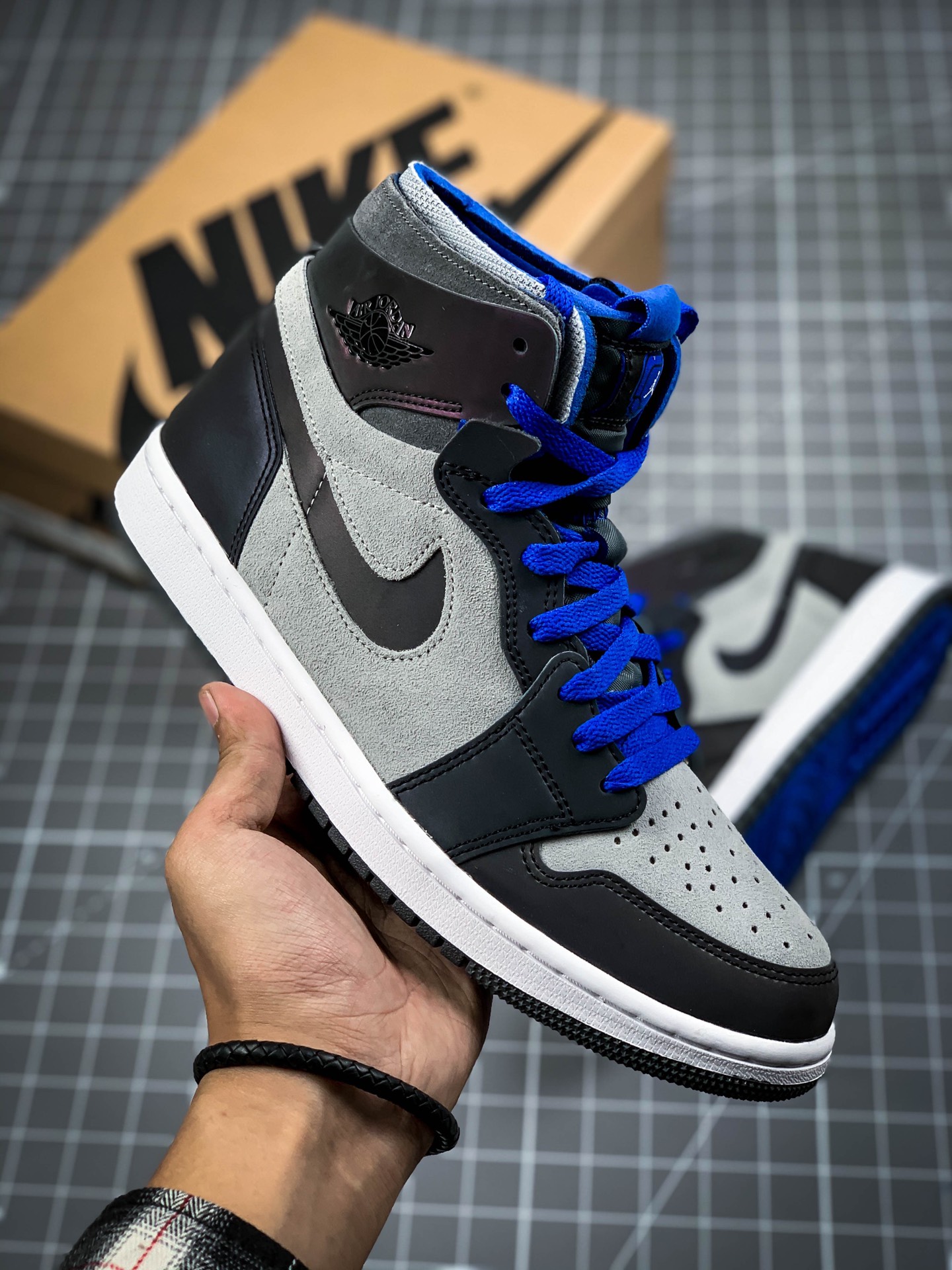 380  中国赛区联名款 LPL x Air Jordan 1 Zoom Comfort  DD1453-001
