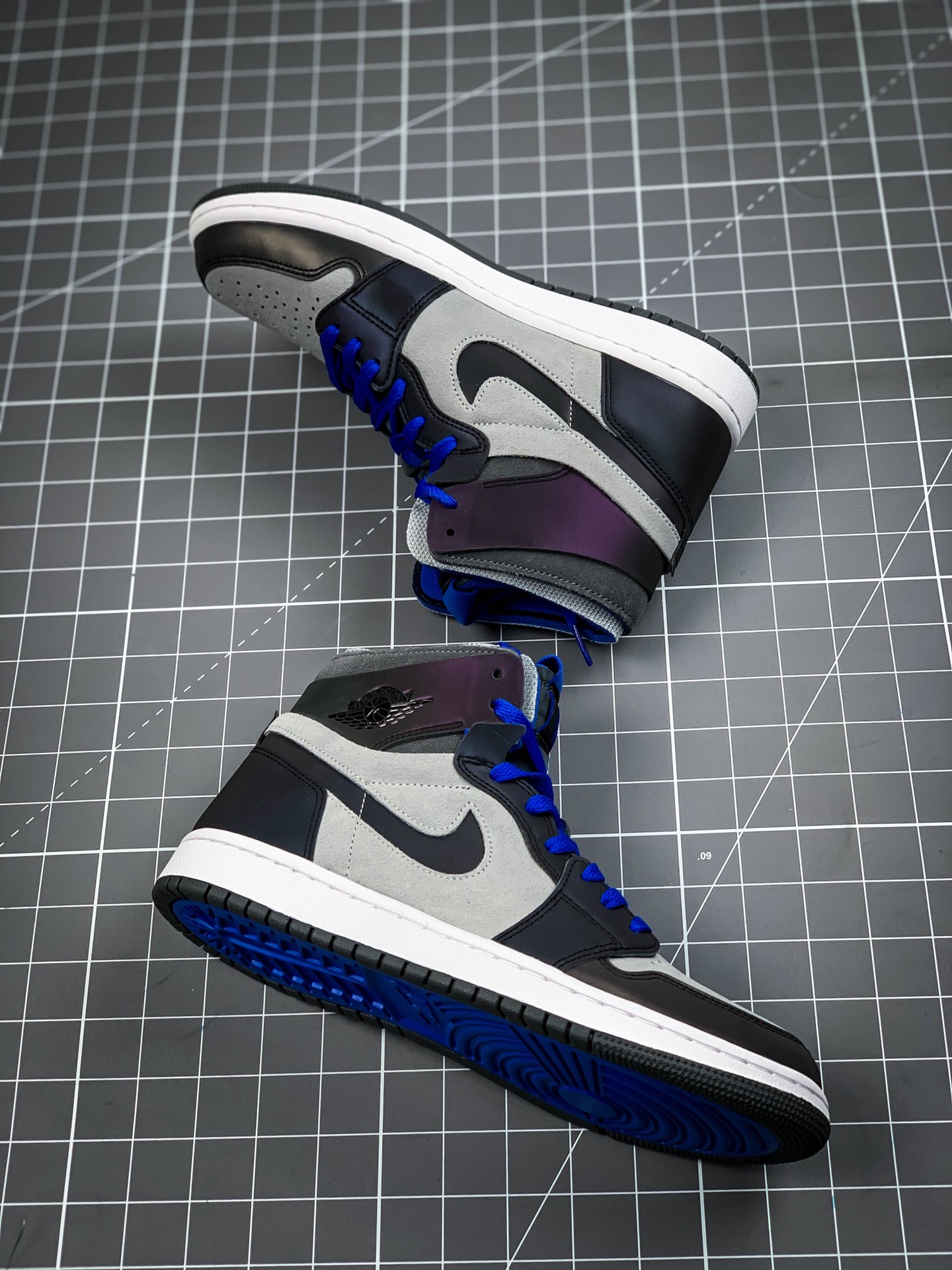 380  中国赛区联名款 LPL x Air Jordan 1 Zoom Comfort  DD1453-001